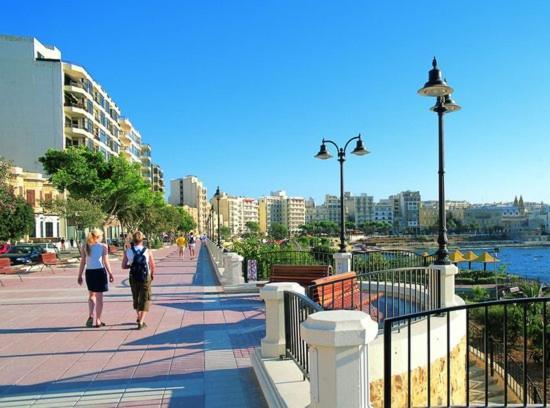 Luxurious 2Br Apartment In Βαλέτα Εξωτερικό φωτογραφία